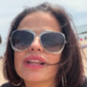 Meet your Posher, Olisa